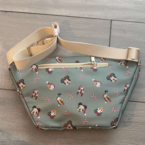 NEW DISNEY Character Patterned Green Holiday Fanny Pack - Picture 4 of 4